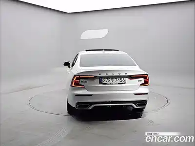 Volvo S60 2022 2.0 гидро в Москве № 749694, миниатюра 4