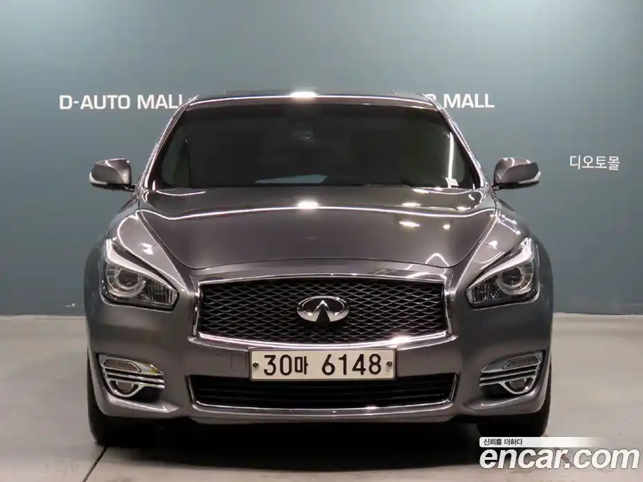 Infiniti Q70 2015 3.7 гидро в Москве № 759256, фото 3
