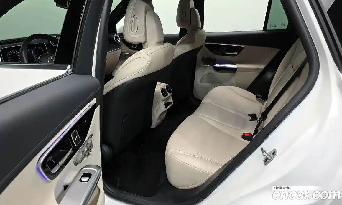 Mercedes-Benz GLC-Class 2025 2.0 гидро в Москве, фото 12