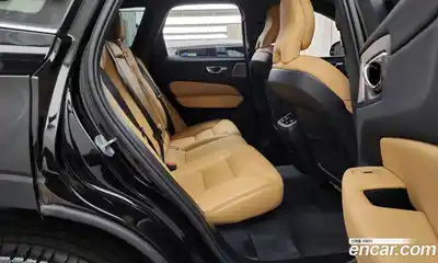 Volvo XC60 2023 2.0 гидро в Москве № 765458, миниатюра 12