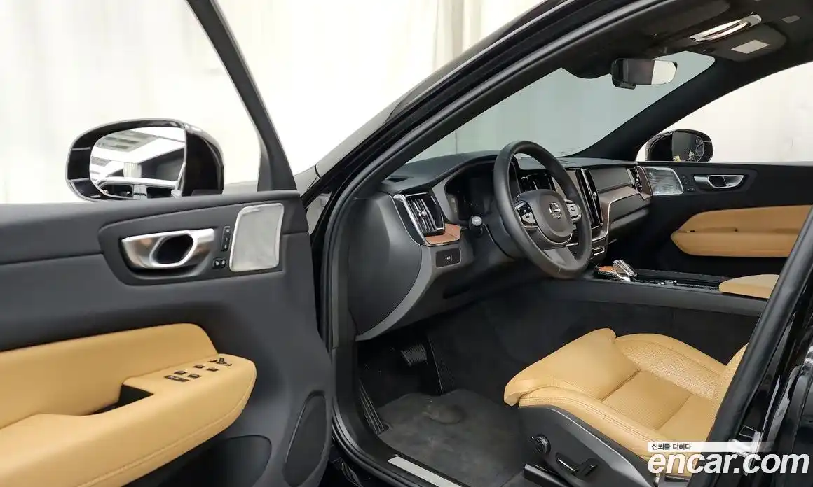 Volvo XC60 2023 2.0 гидро в Москве № 765458, фото 10