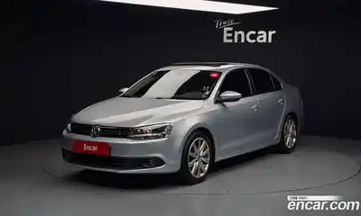 Volkswagen Jetta, 2011