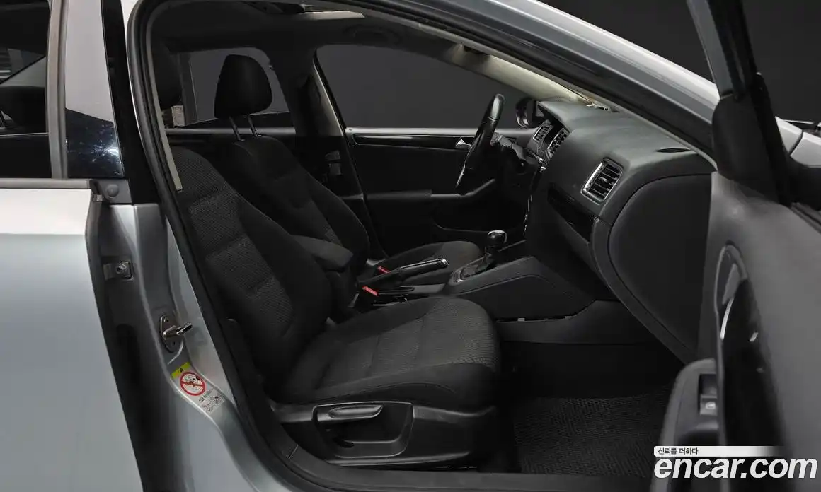 Volkswagen Jetta 2011 2.0 гидро в Москве № 767191, фото 11