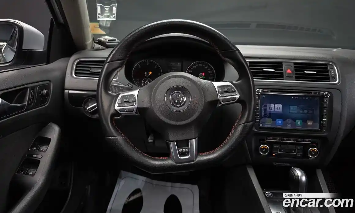 Volkswagen Jetta 2011 2.0 гидро в Москве № 767191, фото 13