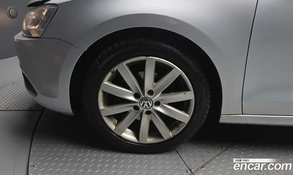 Volkswagen Jetta 2011 2.0 гидро в Москве № 767191, фото 5