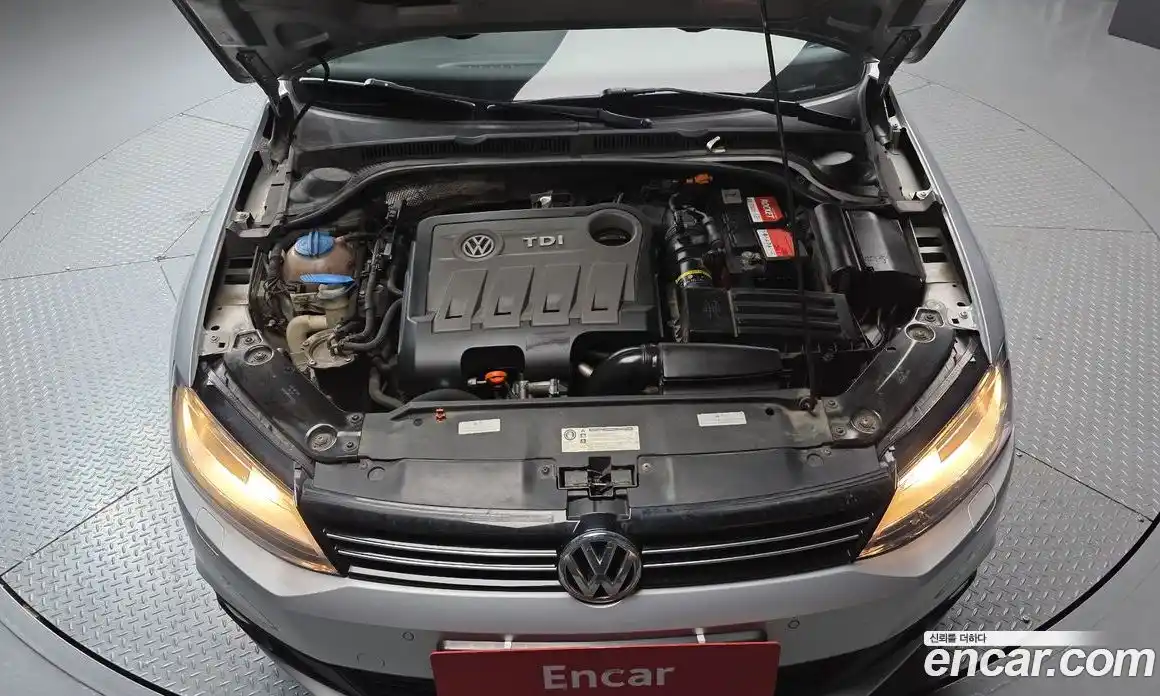 Volkswagen Jetta 2011 2.0 гидро в Москве № 767191, фото 6