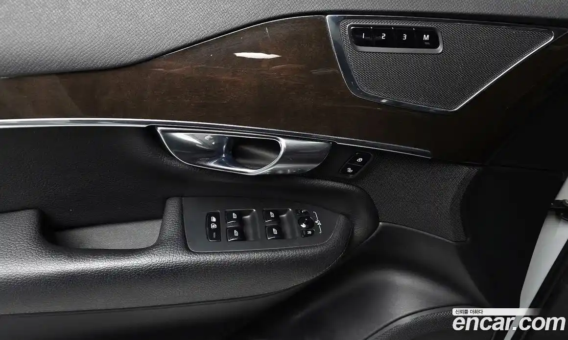 Volvo XC90 2017 2.0 гидро в Москве № 801960, фото 17