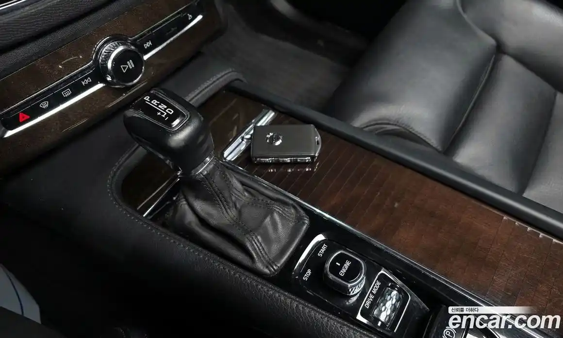 Volvo XC90 2017 2.0 гидро в Москве № 801960, фото 9