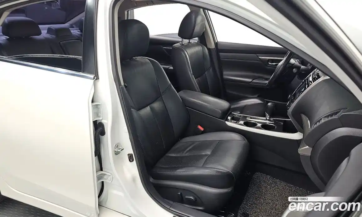 Nissan Altima 2016 2.5 гидро в Москве № 814372, фото 12