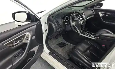 Nissan Altima 2016 2.5 гидро в Москве № 814372, миниатюра 10