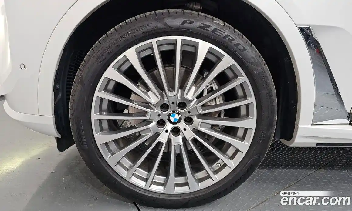 BMW X7 2024 3.0 гидро в Москве, фото 5