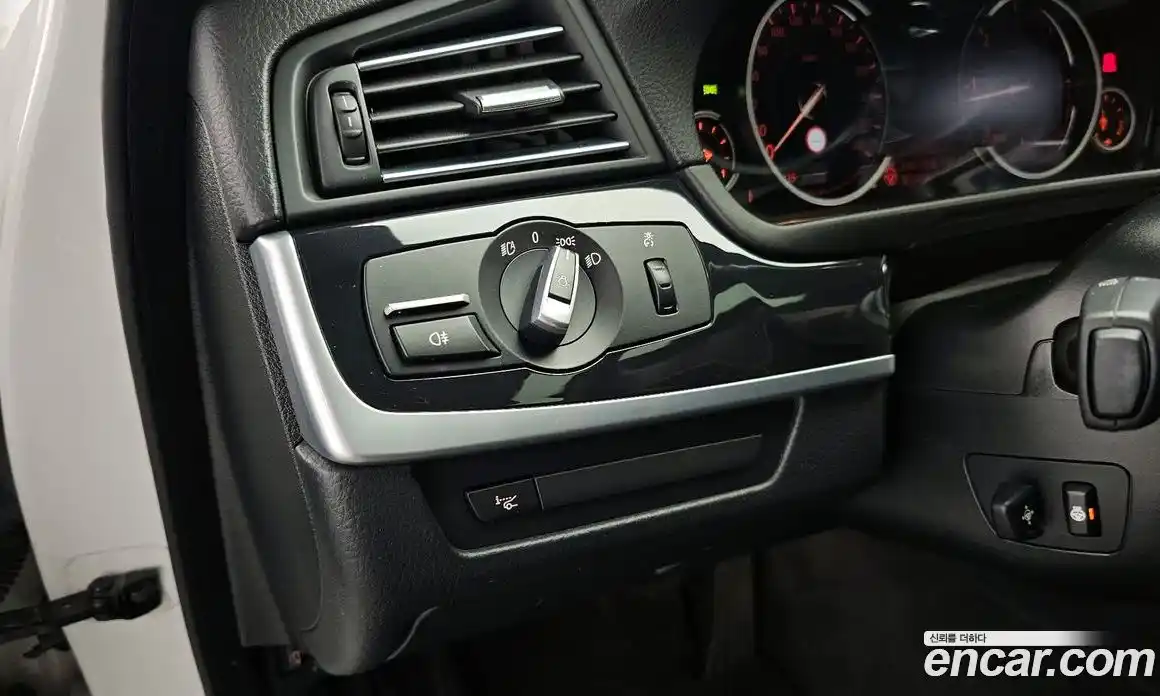 BMW 5-Series 2014 2.0 гидро в Москве № 821321, фото 16