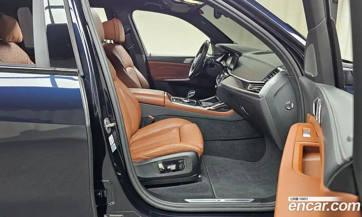 BMW X7 2022 3.0 гидро в Москве № 821630, фото 11