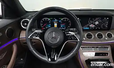 Mercedes-Benz E-Class 2022 2.0 гидро, миниатюра 12