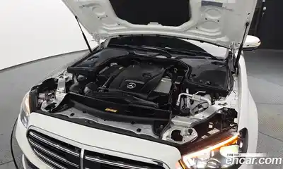 Mercedes-Benz E-Class 2022 2.0 гидро, миниатюра 5