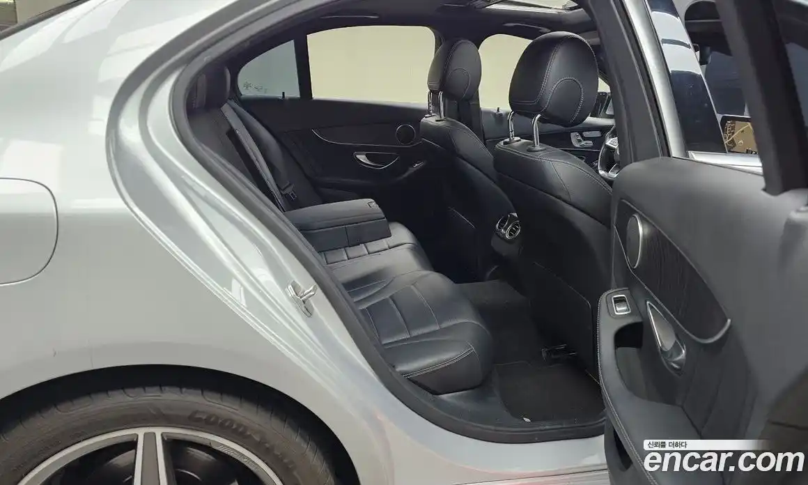 Mercedes-Benz C-Class 2017 2.0 гидро в Москве № 822593, фото 12