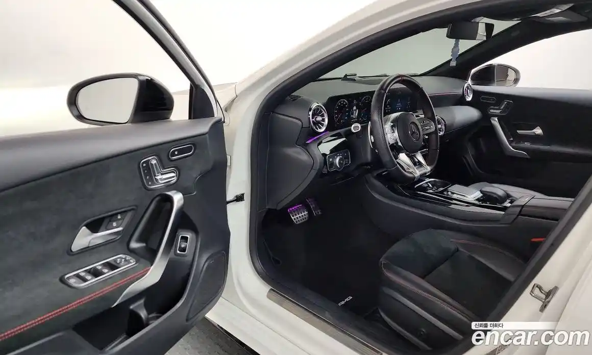 Mercedes-Benz A-Class 2023 2.0 гидро в Москве, фото 10