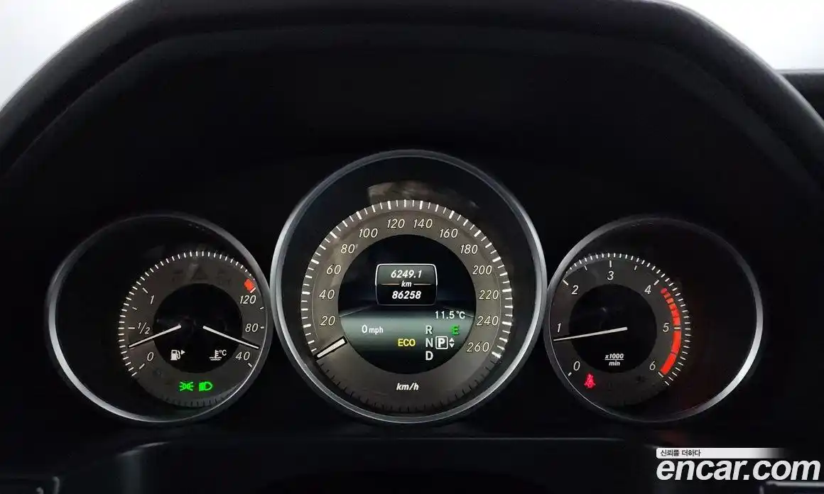 Mercedes-Benz E-Class 2015 2.1 гидро в Москве № 822785, фото 8