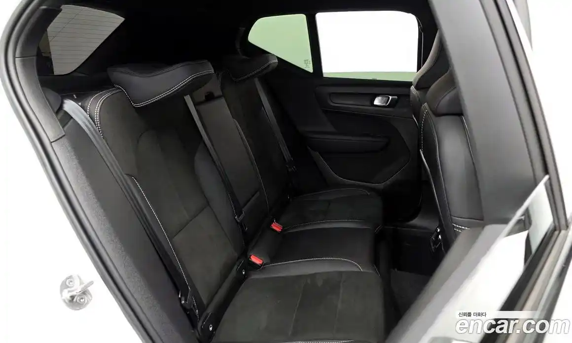 Volvo XC40 2022 0.2 гидро в Москве № 823941, фото 12