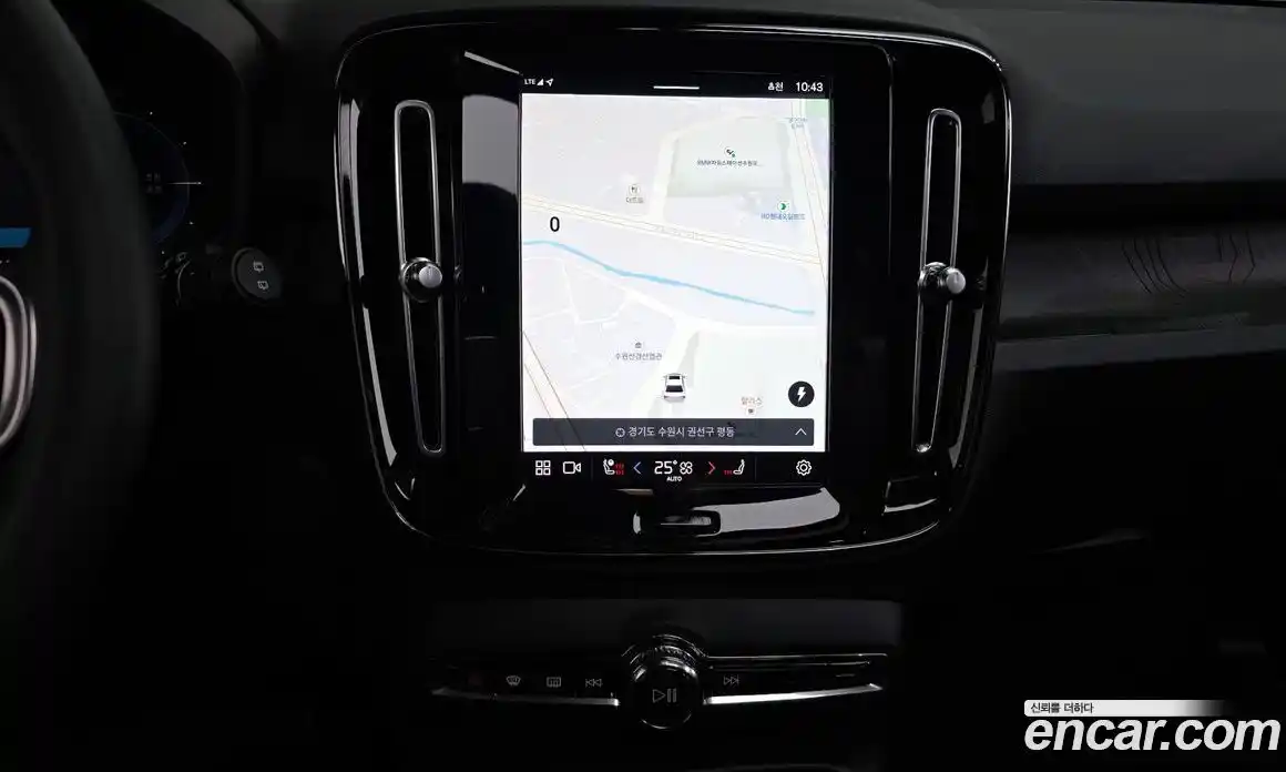 Volvo XC40 2022 0.2 гидро в Москве № 823941, фото 14