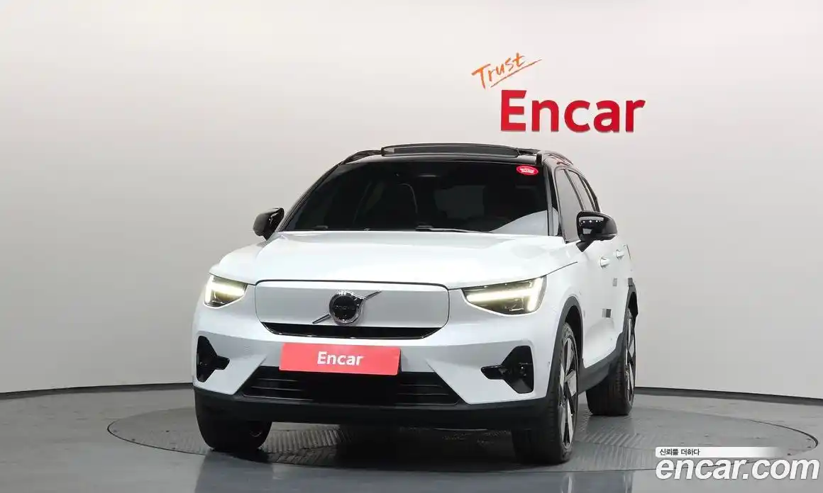Volvo XC40 2022 0.2 гидро в Москве № 823941, фото 3