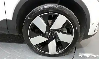 Volvo XC40 2022 0.2 гидро в Москве № 823941, миниатюра 5