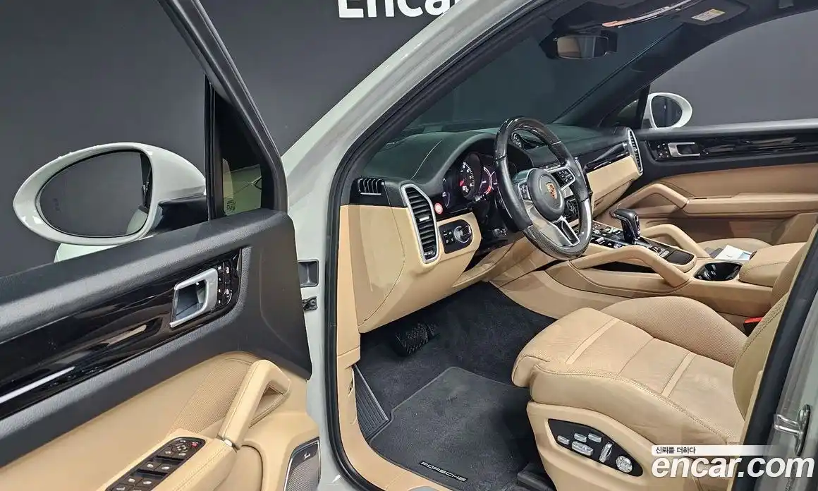 Porsche Cayenne 2021 3.0 гидро в Москве № 824329, фото 13