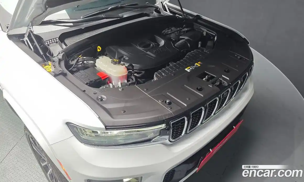 Jeep Cherokee 2022 3.6 гидро в Москве № 826382, фото 6