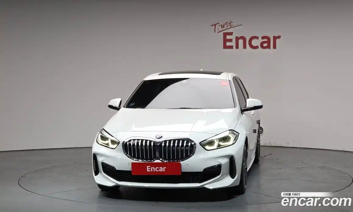 BMW 1-Series 2023 2.0 гидро в Москве, фото 3