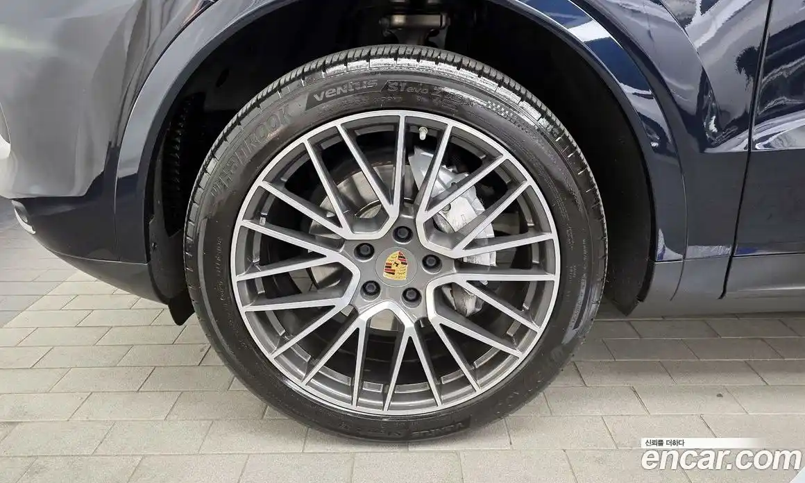 Porsche Cayenne 2019 3.0 гидро в Москве № 860776, фото 5