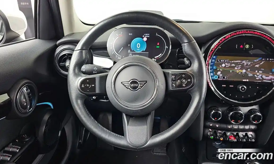 Mini Cooper 2023 1.5 гидро в Москве № 861464, фото 13