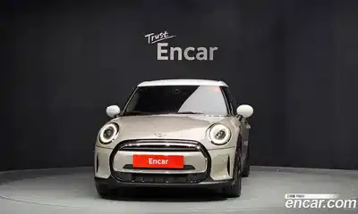 Mini Cooper 2023 1.5 гидро в Москве № 861464, миниатюра 3