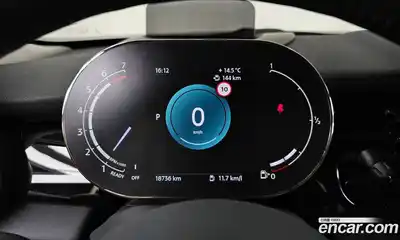 Mini Cooper 2023 1.5 гидро в Москве № 861464, миниатюра 8