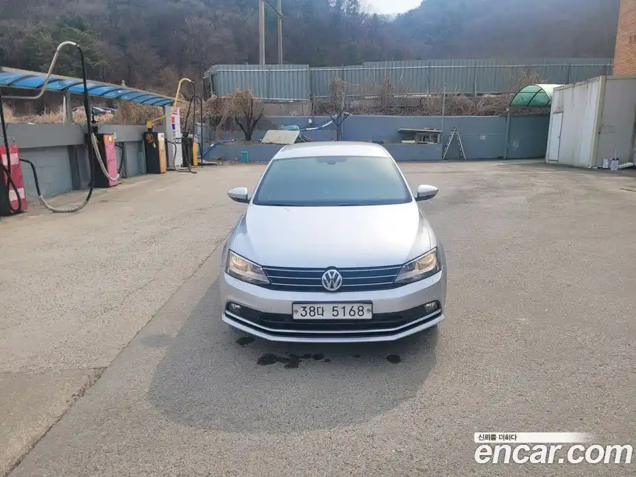 Volkswagen Jetta 2015 2.0 гидро в Москве № 862665, фото 3