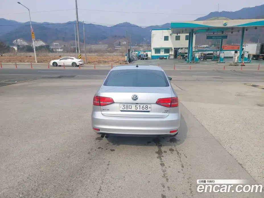 Volkswagen Jetta 2015 2.0 гидро в Москве № 862665, фото 4