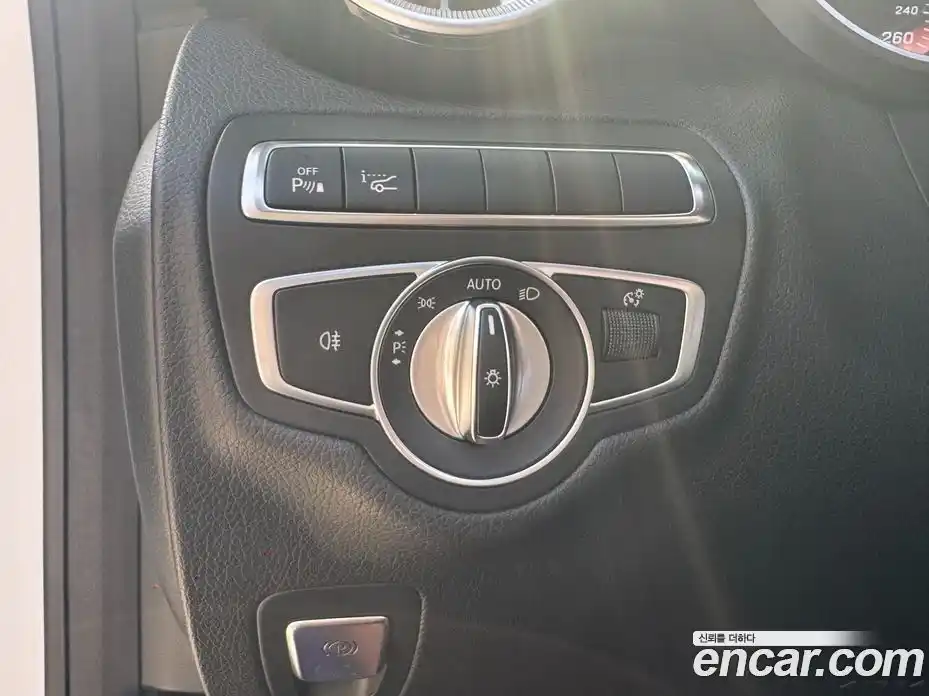 Mercedes-Benz C-Class 2018 2.0 гидро в Москве № 893429, фото 16