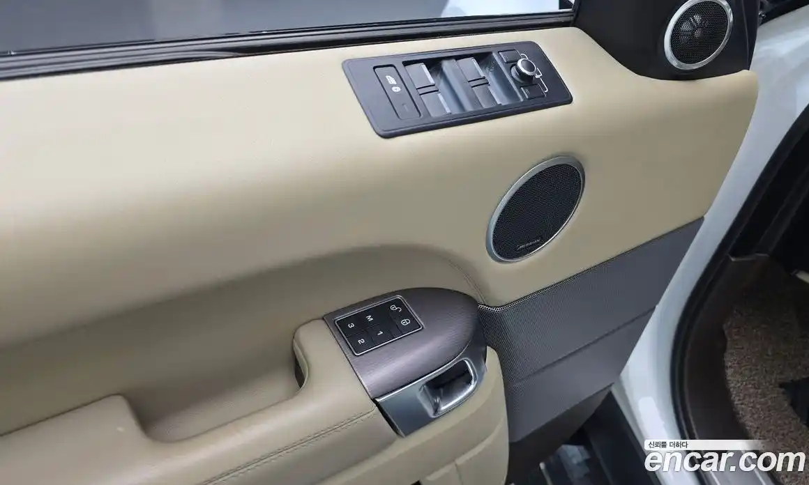 Land Rover Range-Rover Sport 2016 3.0 гидро в Москве № 894997, фото 14