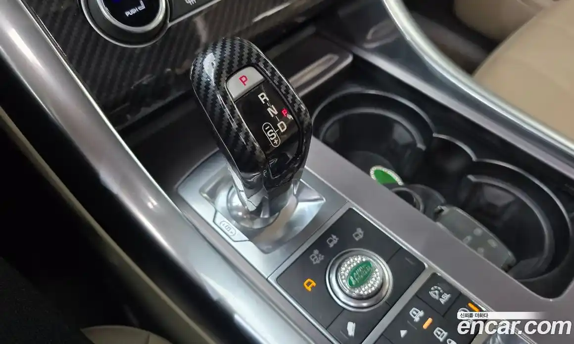Land Rover Range-Rover Sport 2016 3.0 гидро в Москве № 894997, фото 9