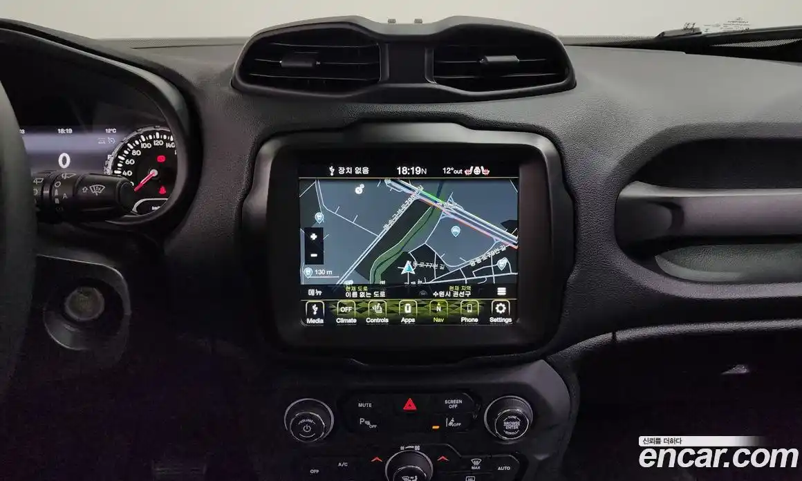 Jeep Renegade 2023 1.3 гидро в Москве № 896448, фото 14