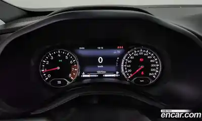 Jeep Renegade 2023 1.3 гидро в Москве № 896448, миниатюра 7