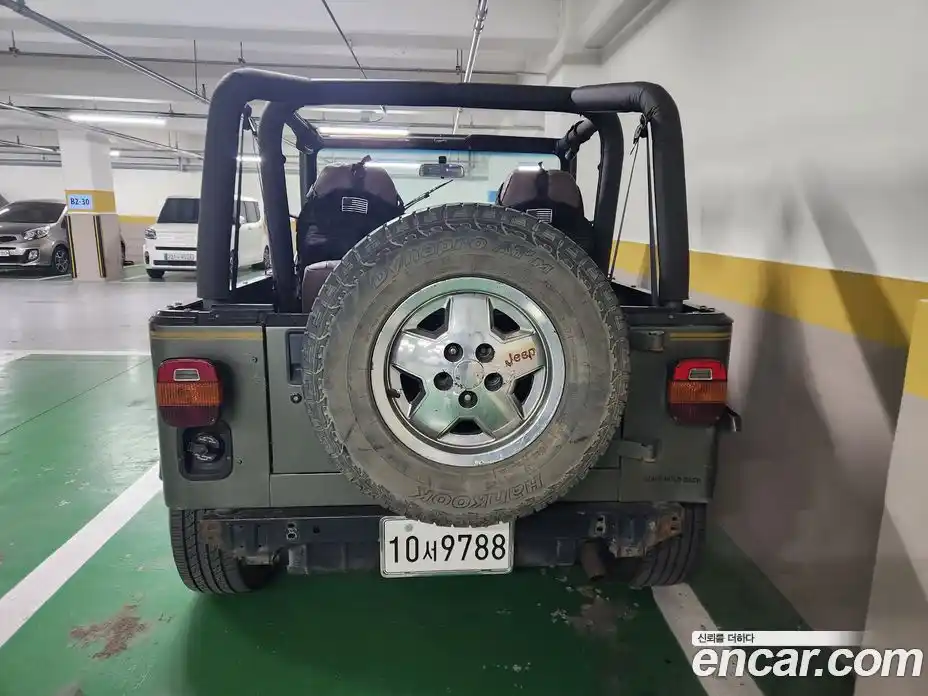 Jeep Wrangler 1992 2.5 механика в Москве № 896719, фото 5