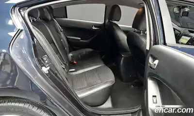 Kia K3 2016 1.6 Автомат в Москве № 930027, миниатюра 11