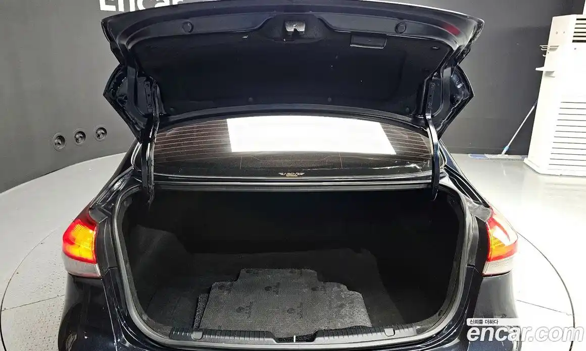 Kia K3 2016 1.6 Автомат в Москве № 930027, фото 19