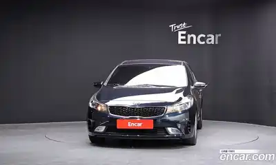 Kia K3 2016 1.6 Автомат в Москве № 930027, миниатюра 2