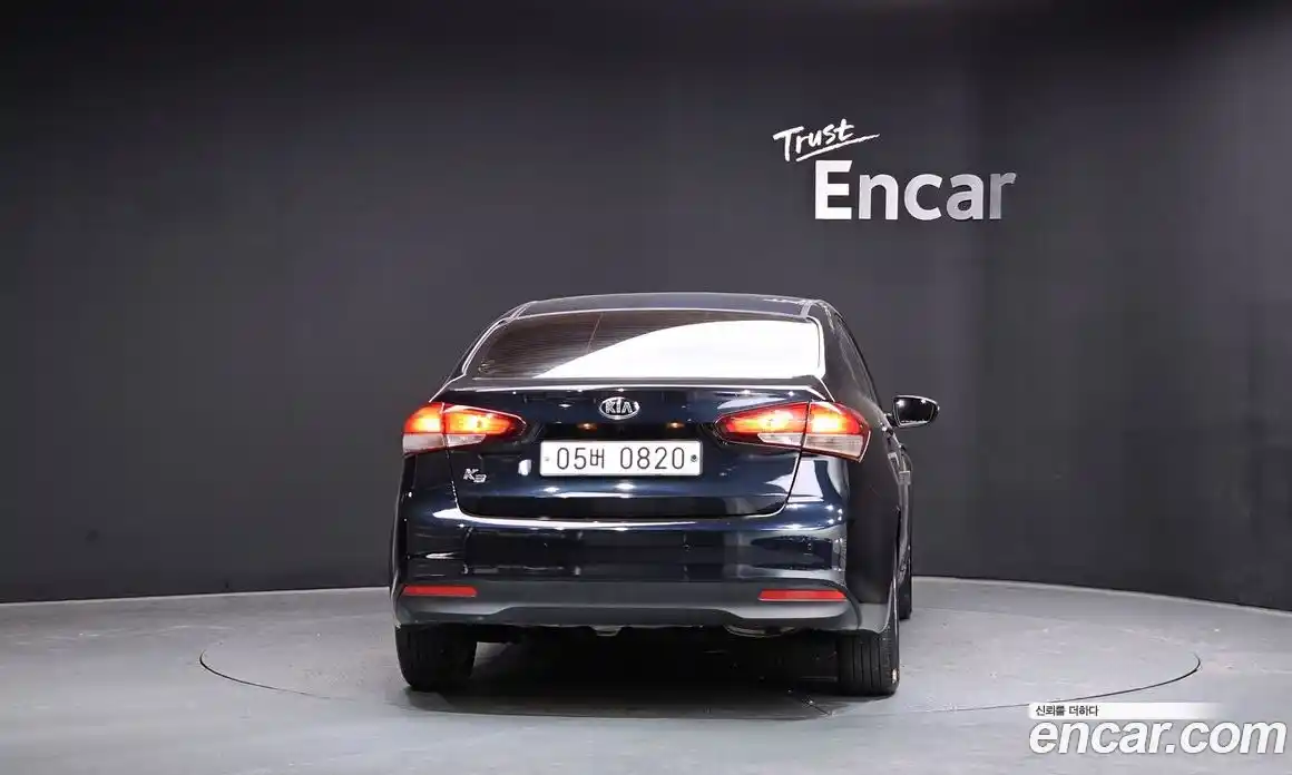 Kia K3 2016 1.6 Автомат в Москве № 930027, фото 3