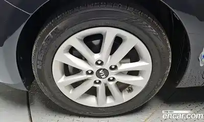 Kia K3 2016 1.6 Автомат в Москве № 930027, миниатюра 4