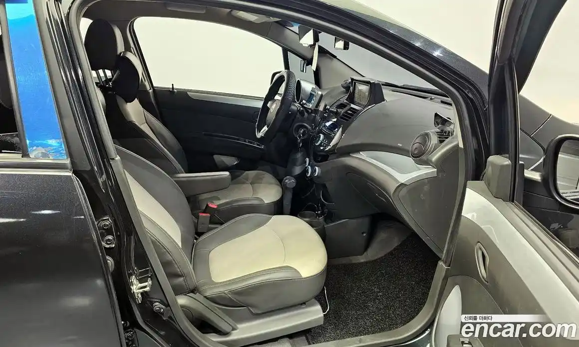 Chevrolet Matiz 2010 1.0 Автомат в Москве № 934747, фото 11