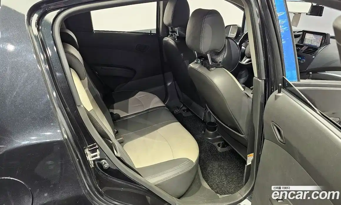 Chevrolet Matiz 2010 1.0 Автомат в Москве № 934747, фото 12