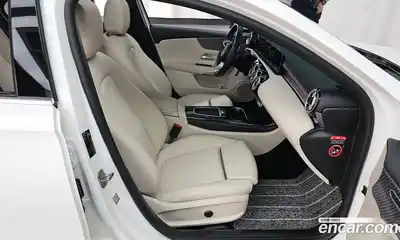 Mercedes-Benz A-Class 2023 2.0 гидро в Москве № 969311, миниатюра 11