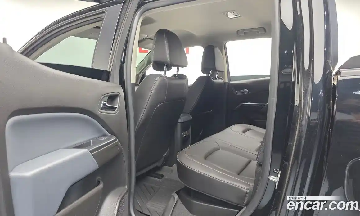 Chevrolet Colorado 2020 3.6 Автомат в Москве № 974566, фото 18